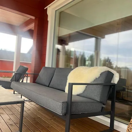 Lehtoniemi With Pick-up Service By Insider Villa Rovaniemi