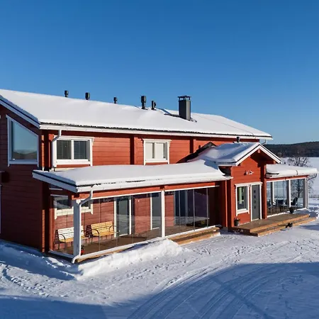 Lehtoniemi With Pick-up Service By Insider Villa Rovaniemi