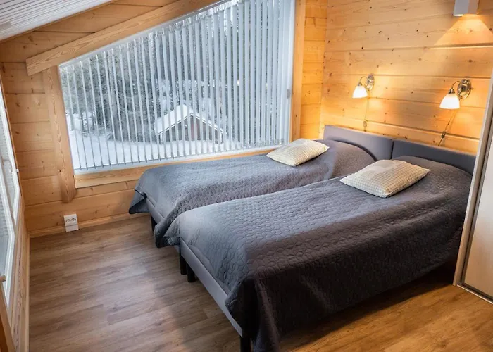 Lehtoniemi With Pick-up Service By Insider Villa Rovaniemi